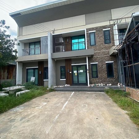 Hotel Debua Mahasarakham à Maha Sarakham Extérieur photo