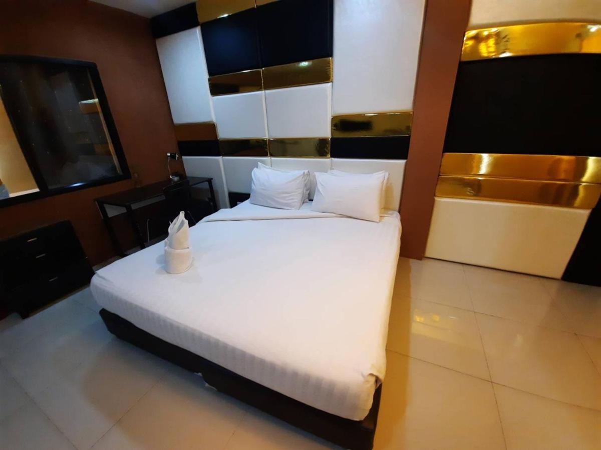 Hotel Debua Mahasarakham à Maha Sarakham Extérieur photo
