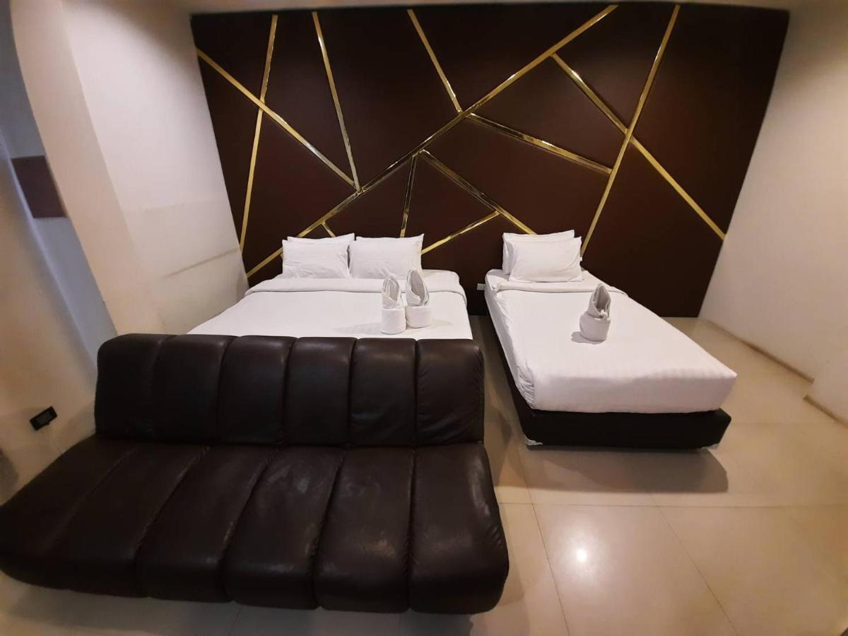 Hotel Debua Mahasarakham à Maha Sarakham Extérieur photo