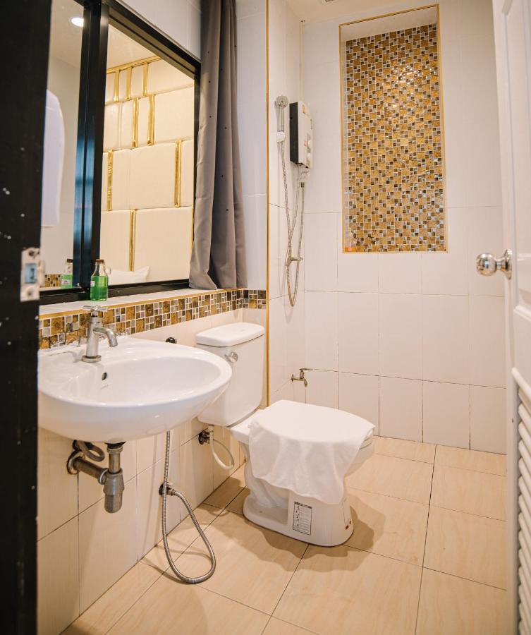 Hotel Debua Mahasarakham à Maha Sarakham Extérieur photo