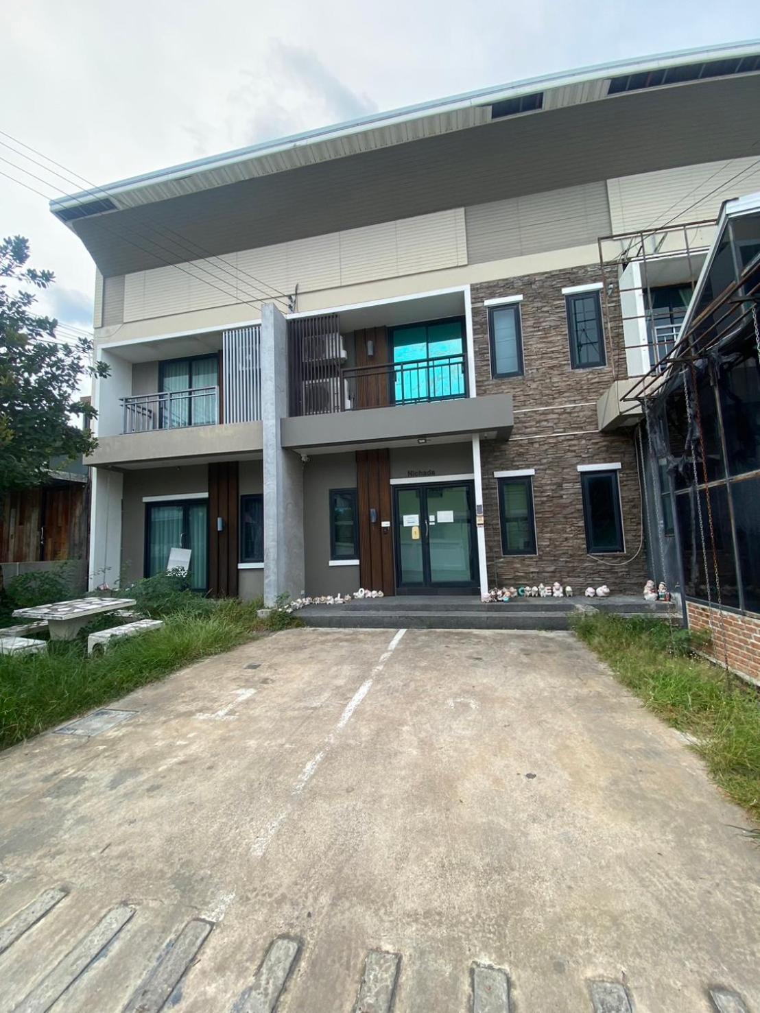 Hotel Debua Mahasarakham à Maha Sarakham Extérieur photo